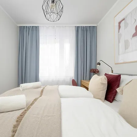 Elegancki Apartament Z Balkonem I Klimatyzacja By Renters Prestige * Breslavia