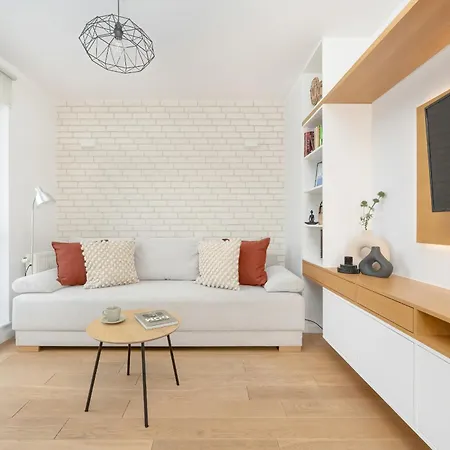 Appartamento Elegancki Apartament Z Balkonem I Klimatyzacja By Renters Prestige *