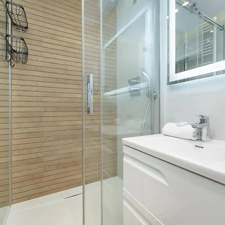 Appartamento Elegancki Apartament Z Balkonem I Klimatyzacja By Renters Prestige